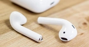 Apple AirPods 1.0, 2.0 i Pro - evo koje Apple slušalice odabrati (specifikacije i cena)