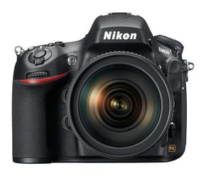 Nikon D800 SLR digitalni fotoaparat