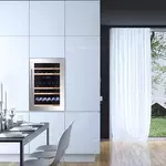 Dunavox DVS-44.120DB vitrina za vino